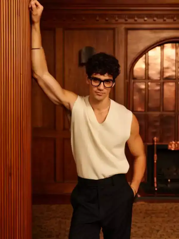 Loading the media file...