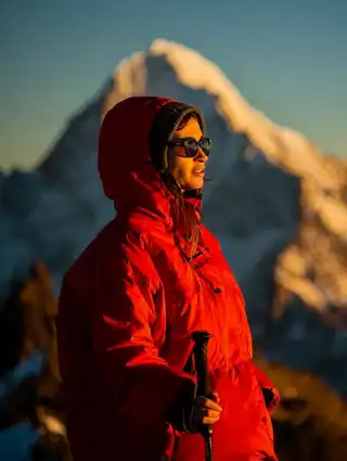 Loading the media file...