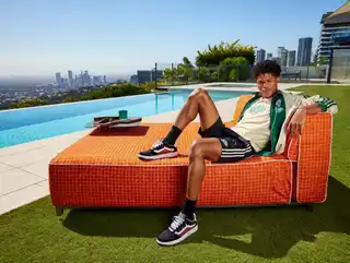 Loading the media file...