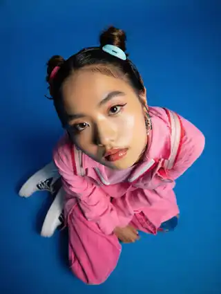 Loading the media file...