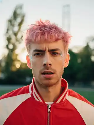 Loading the media file...